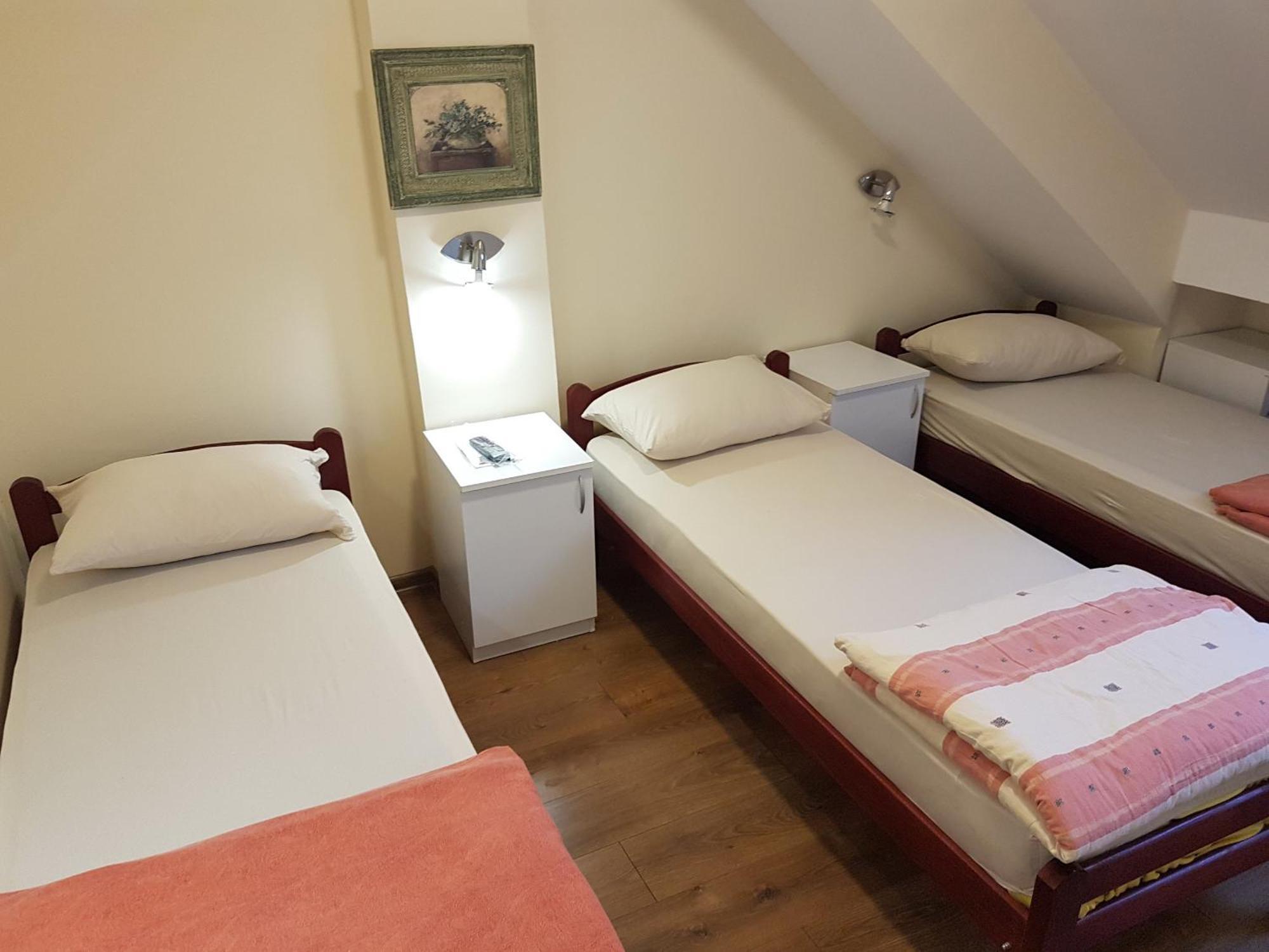 Hostel Beko Valjevo Zimmer foto