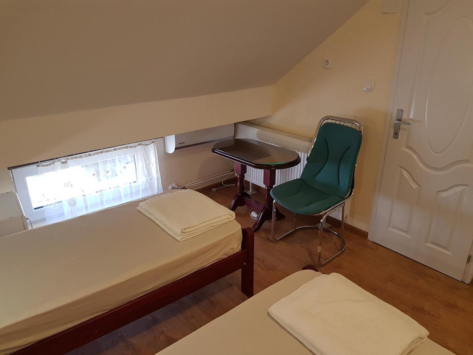 Hostel Beko Valjevo Zimmer foto
