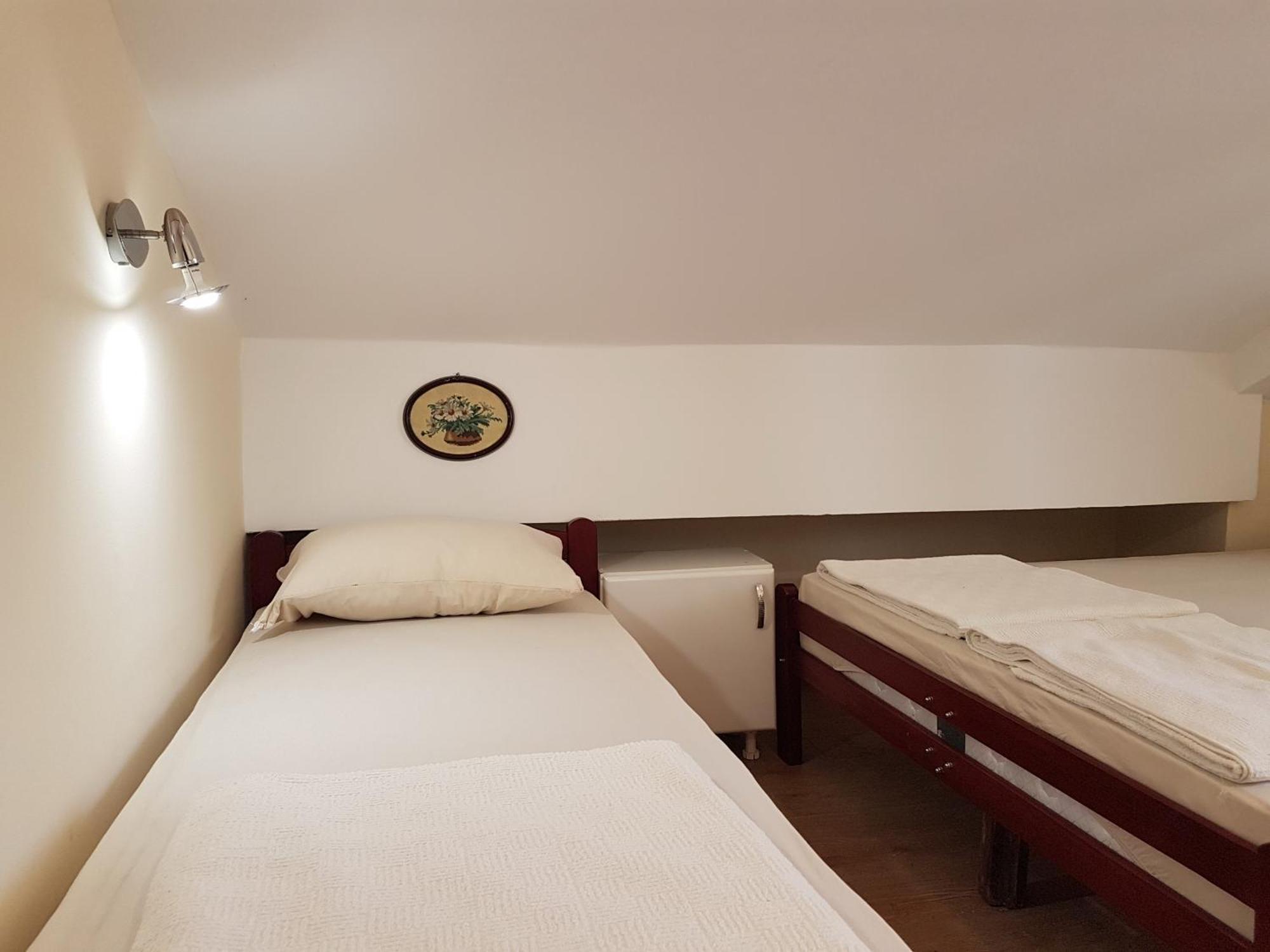 Hostel Beko Valjevo Zimmer foto