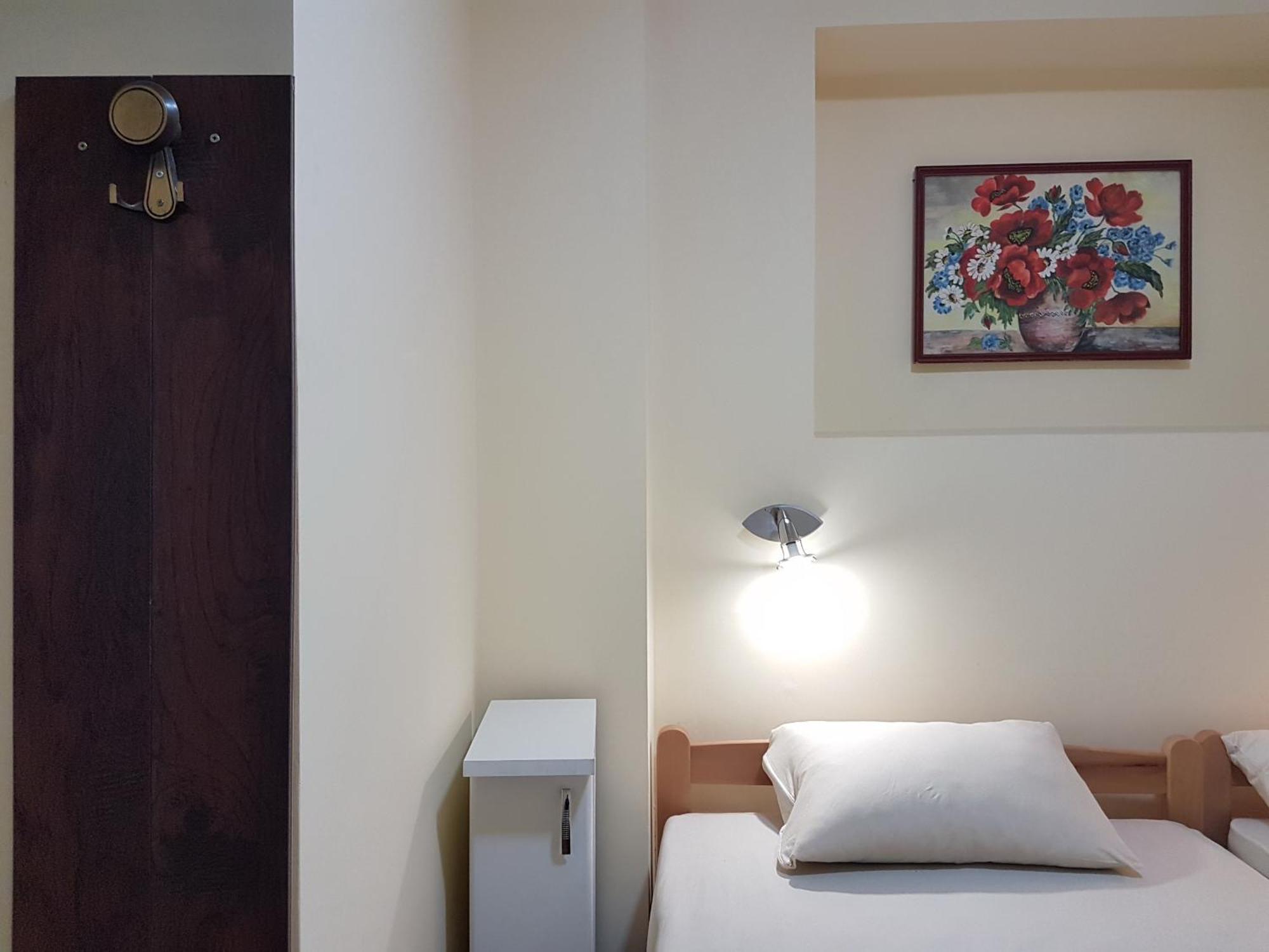 Hostel Beko Valjevo Zimmer foto