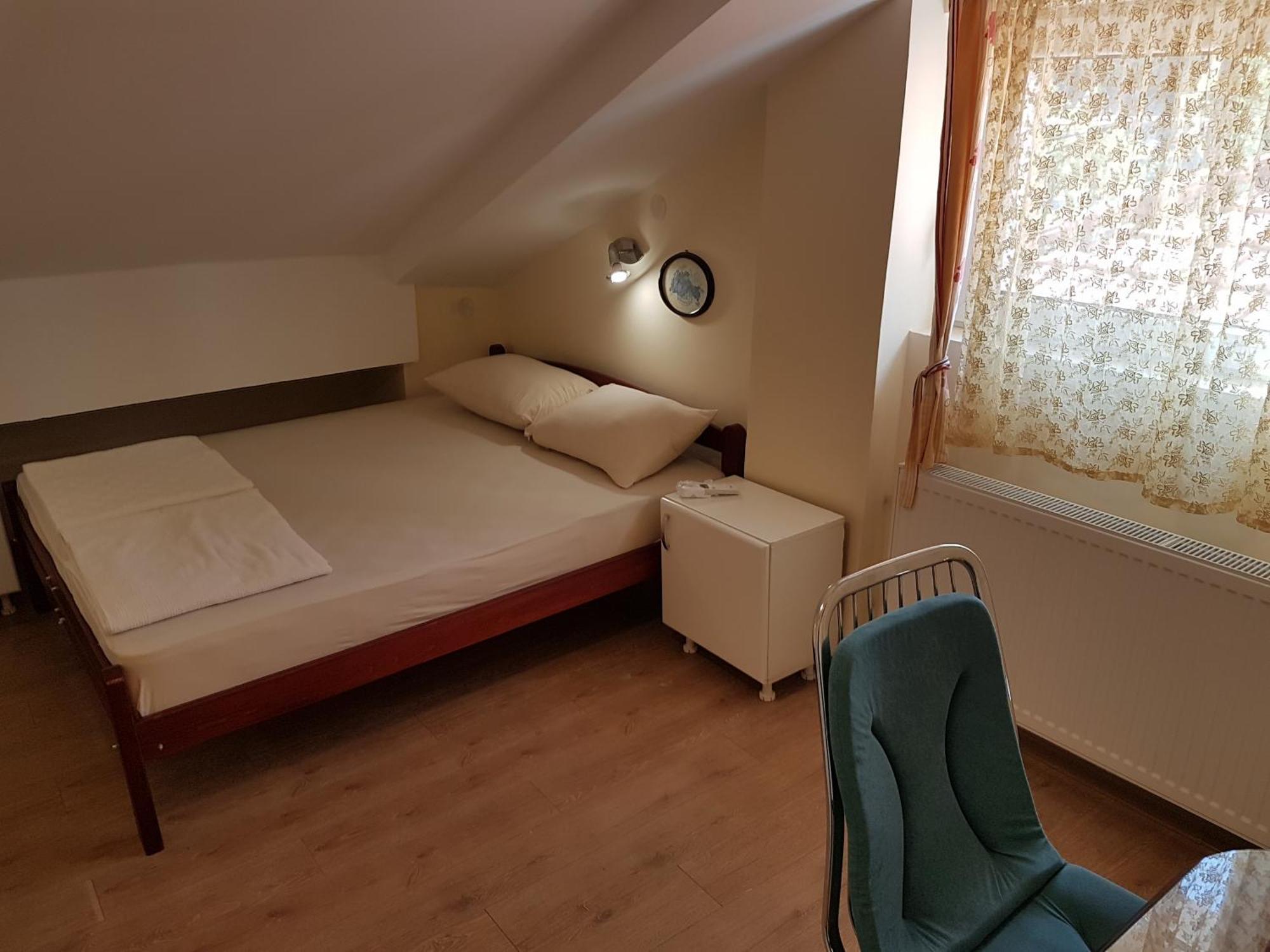 Hostel Beko Valjevo Zimmer foto